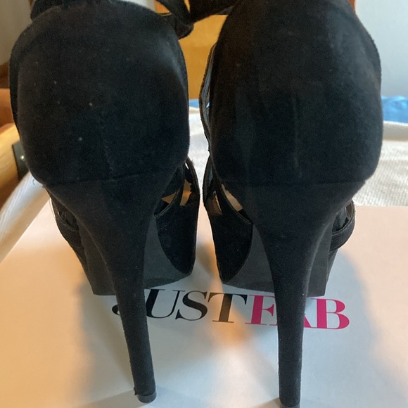 JustFab Platform Heels in Black Faux Suede, Like New! - Picture 4 of 14